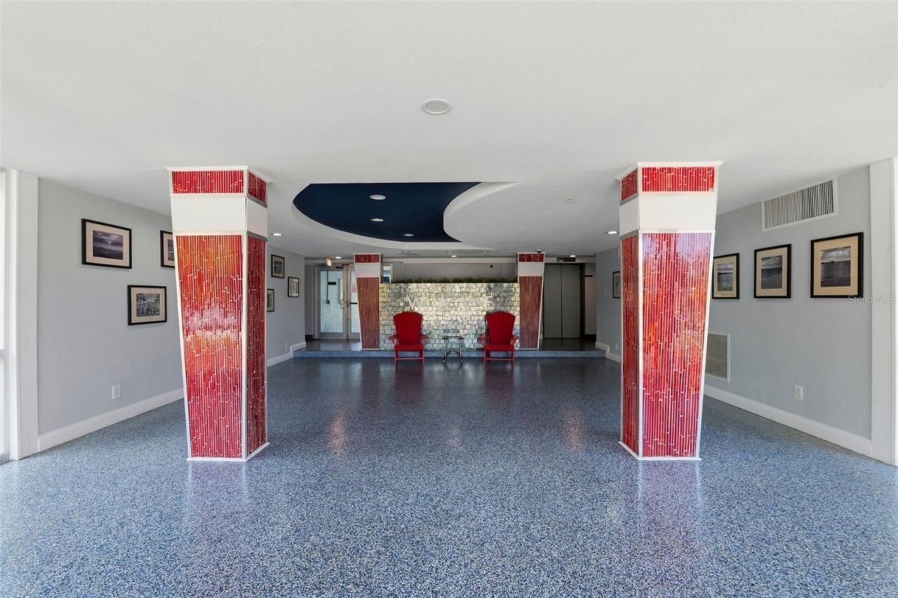 3315 58th Avenue S, Unit 615, Saint Petersburg, FL 33712 Photo