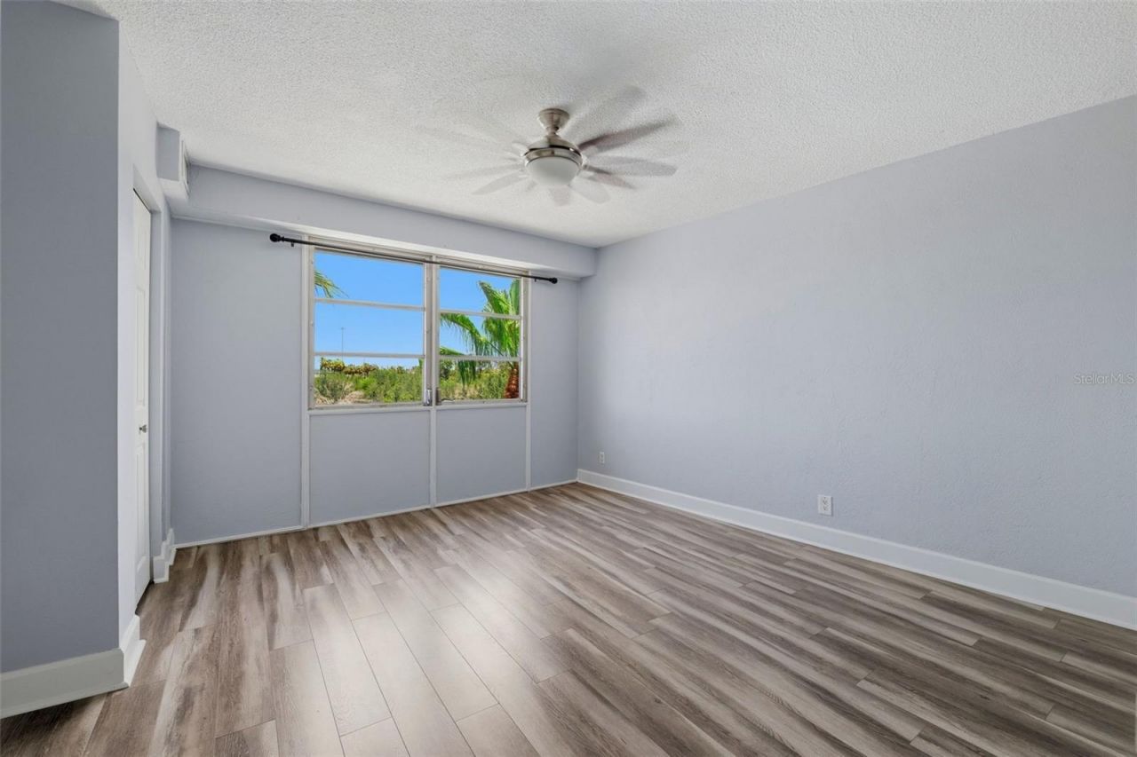 3315 58th Avenue S, Unit 615, Saint Petersburg, FL 33712 Photo