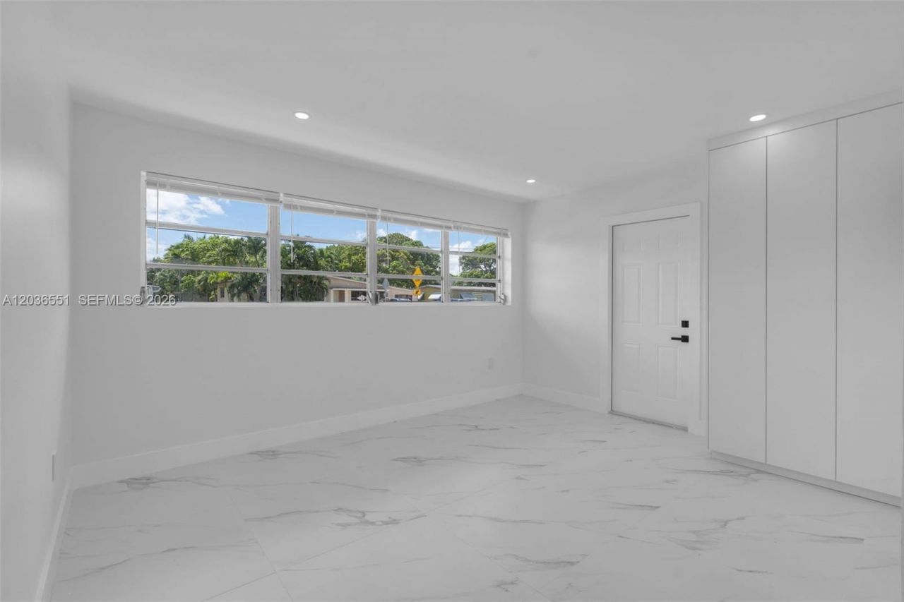 19425 NW 39th Ave, Miami Gardens, FL 33055 Photo