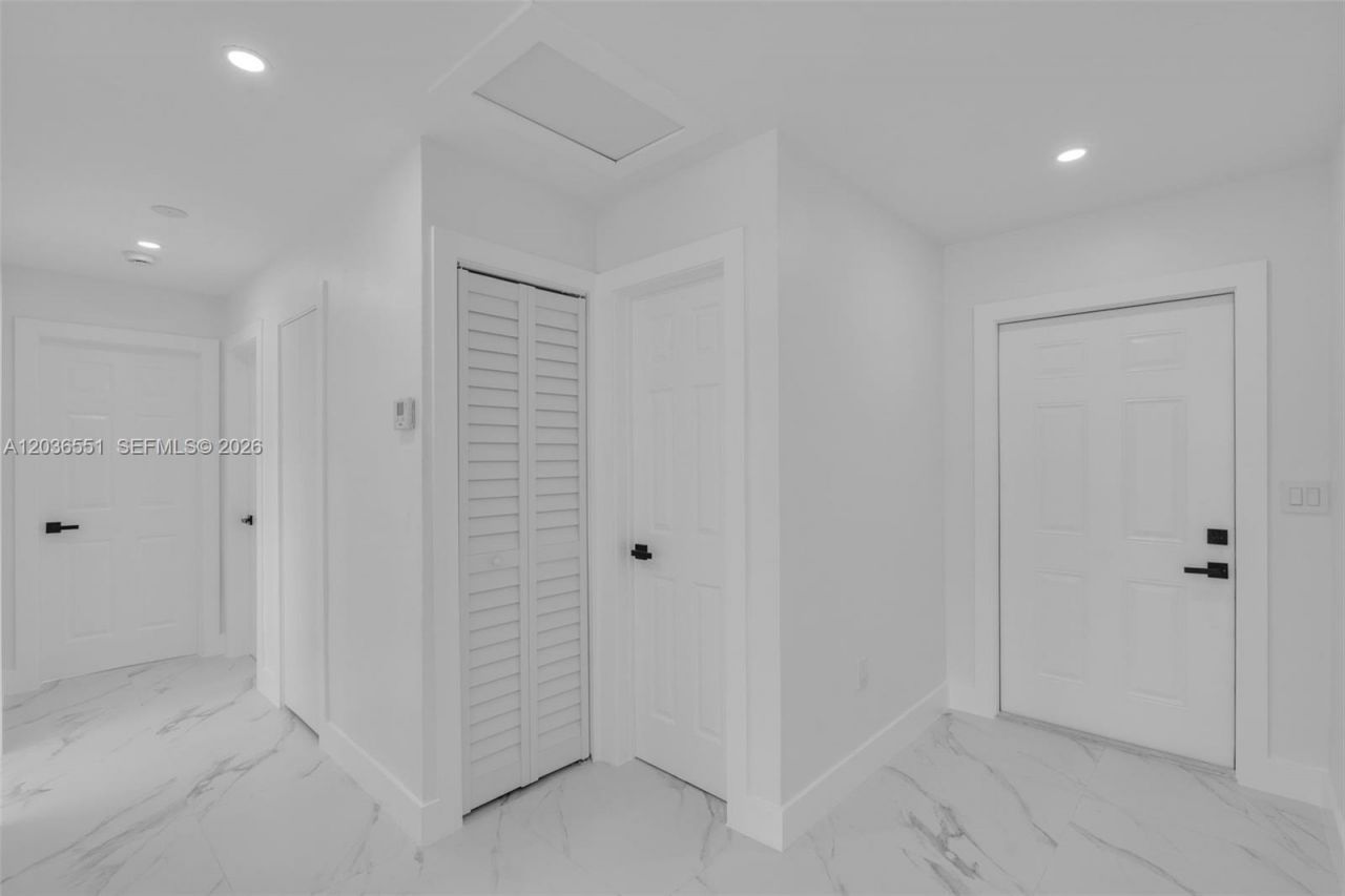 19425 NW 39th Ave, Miami Gardens, FL 33055 Photo