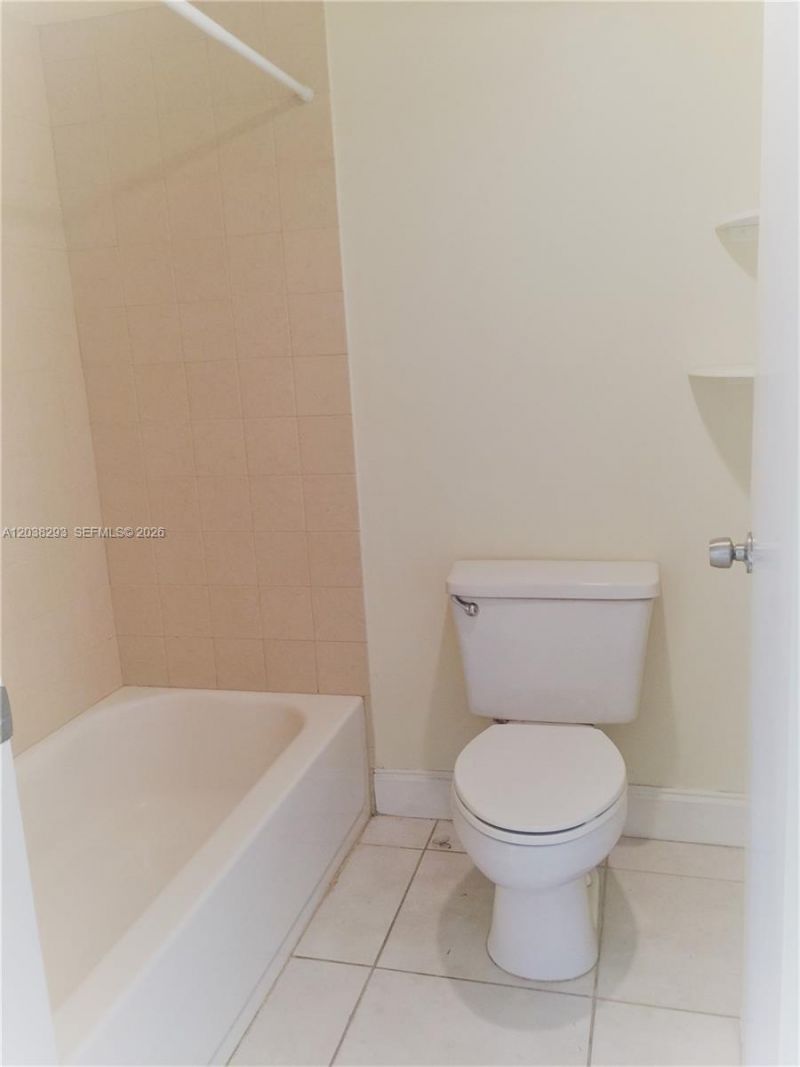 8255 SW 152nd Ave , Unit E-101, Miami, FL 33193 Photo