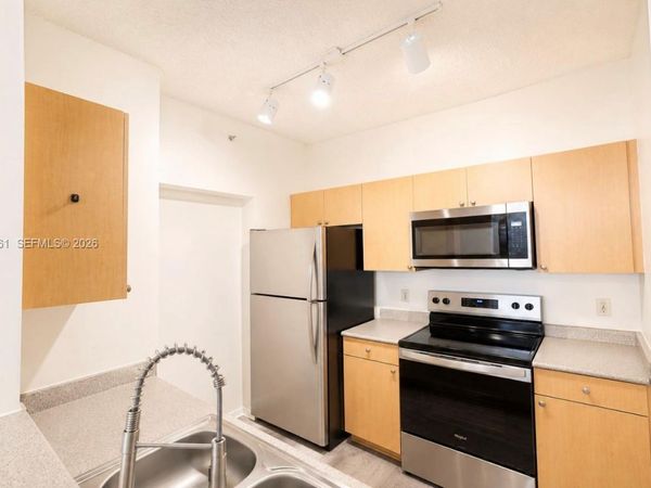 1919 Van Buren St, Unit 115A, Hollywood, FL 33020