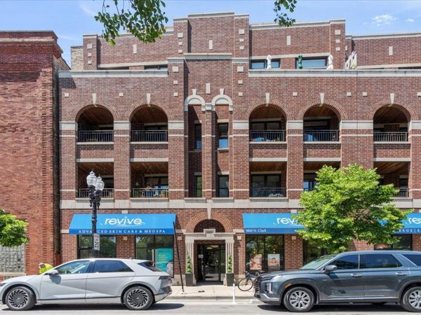 4860 N Clark Street , Unit 3s, Chicago, IL 60640
