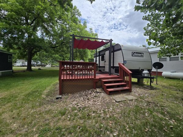 17/249 Woodhaven , Sublette, IL 61367