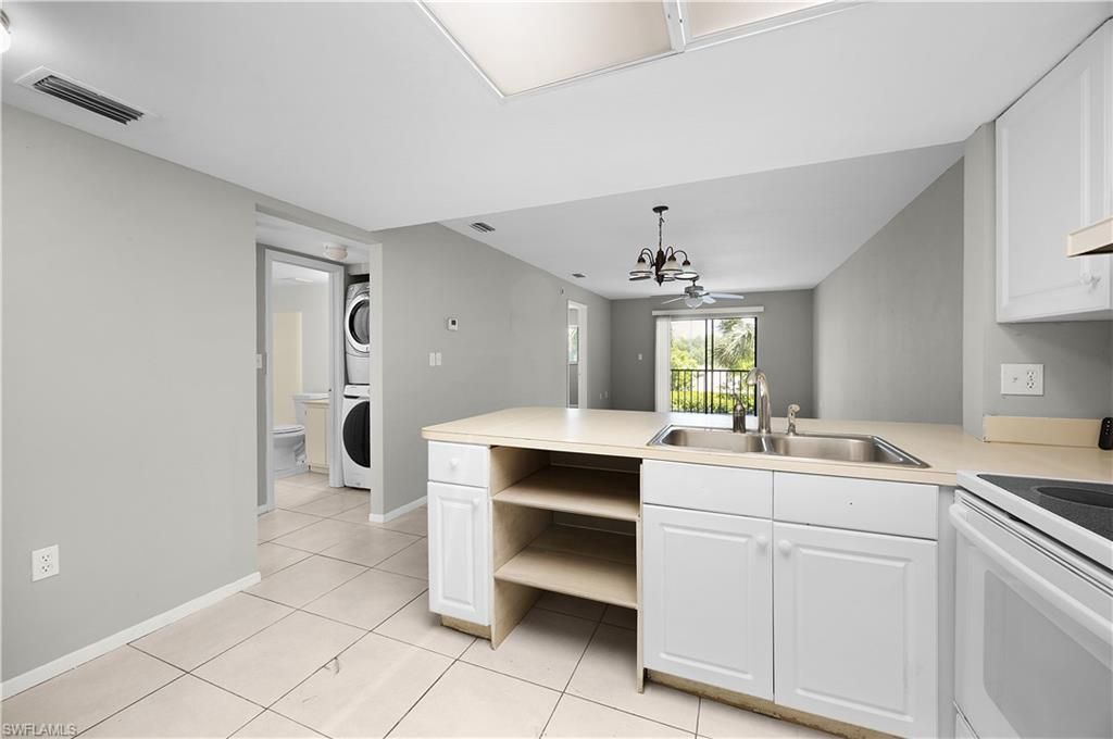 2700 Park Windsor Dr , Unit 714, Fort Myers, FL 33901 Photo