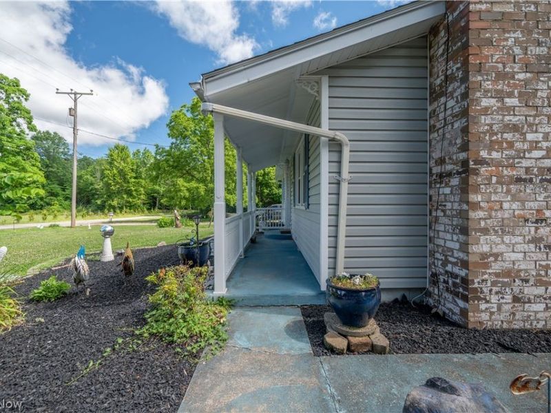 1227 N Pricetown Road, Diamond, OH 44412 Photo 5