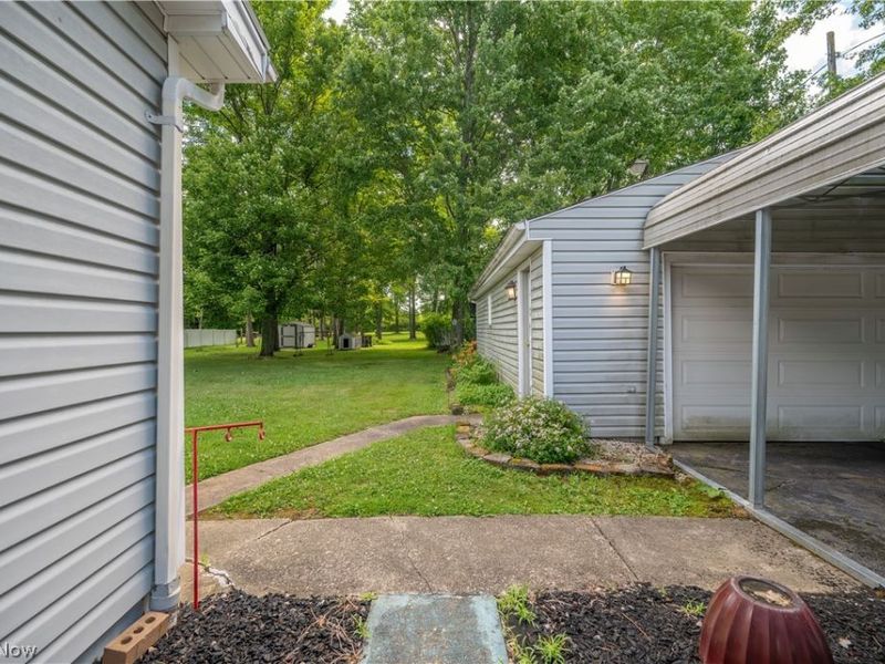 1227 N Pricetown Road, Diamond, OH 44412 Photo 6