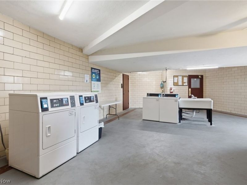 13800 Fairhill Rd, Unit 419, Shaker Heights, OH 44120 Photo 29