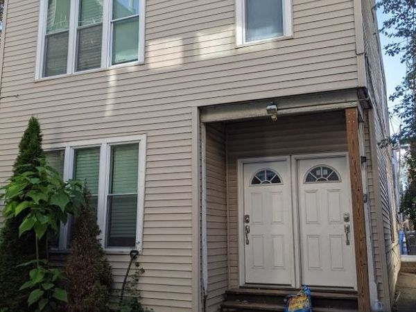 3327 N Hamilton Avenue , Unit 2R, Chicago, IL 60618