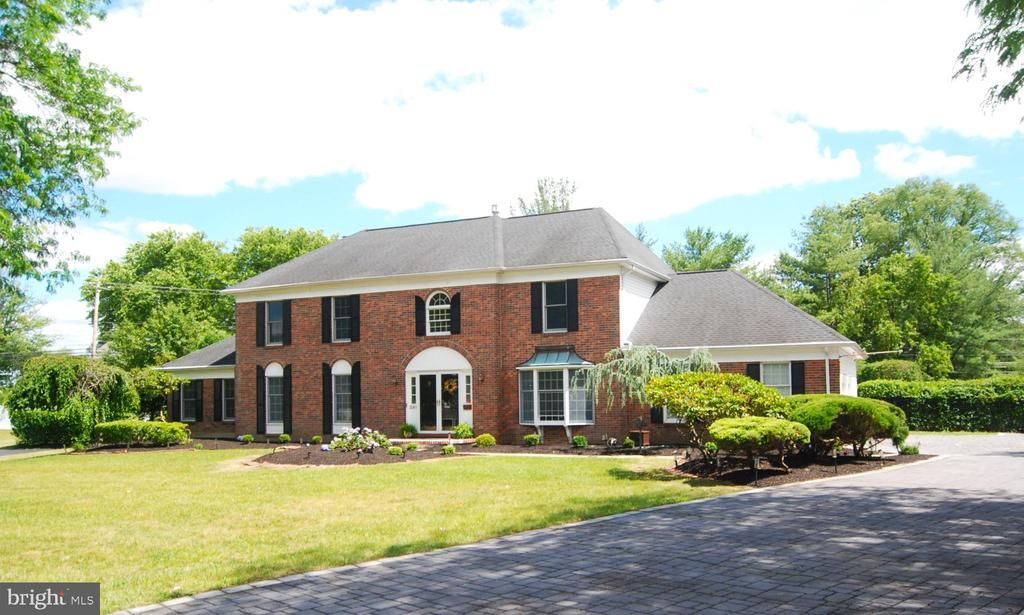 255 PINTAIL COURT, LANGHORNE, PA 19047