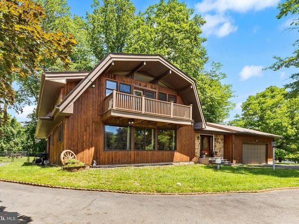 2 FOX RUN, GARNET VALLEY, PA 19060