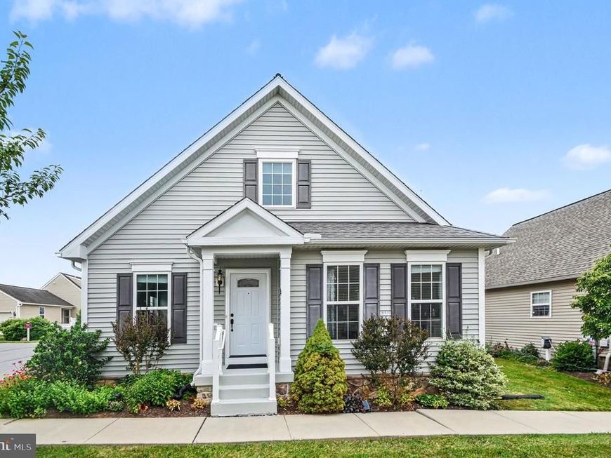 121 N Yeingst Drive, Elverson, PA 19520 Main Photo