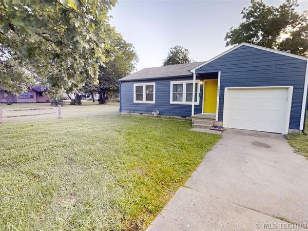 4836 S 33rd West Avenue , Tulsa, OK 74107
