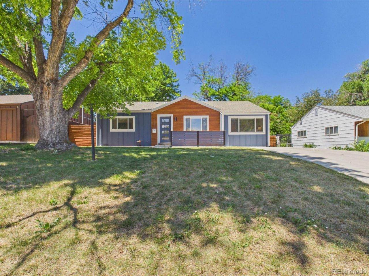 3343 S Grape Street, Denver, CO 80222 Main Photo