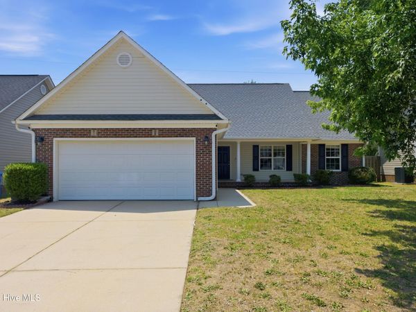 2206 Foster Gwin Lane , Fayetteville, NC 28304