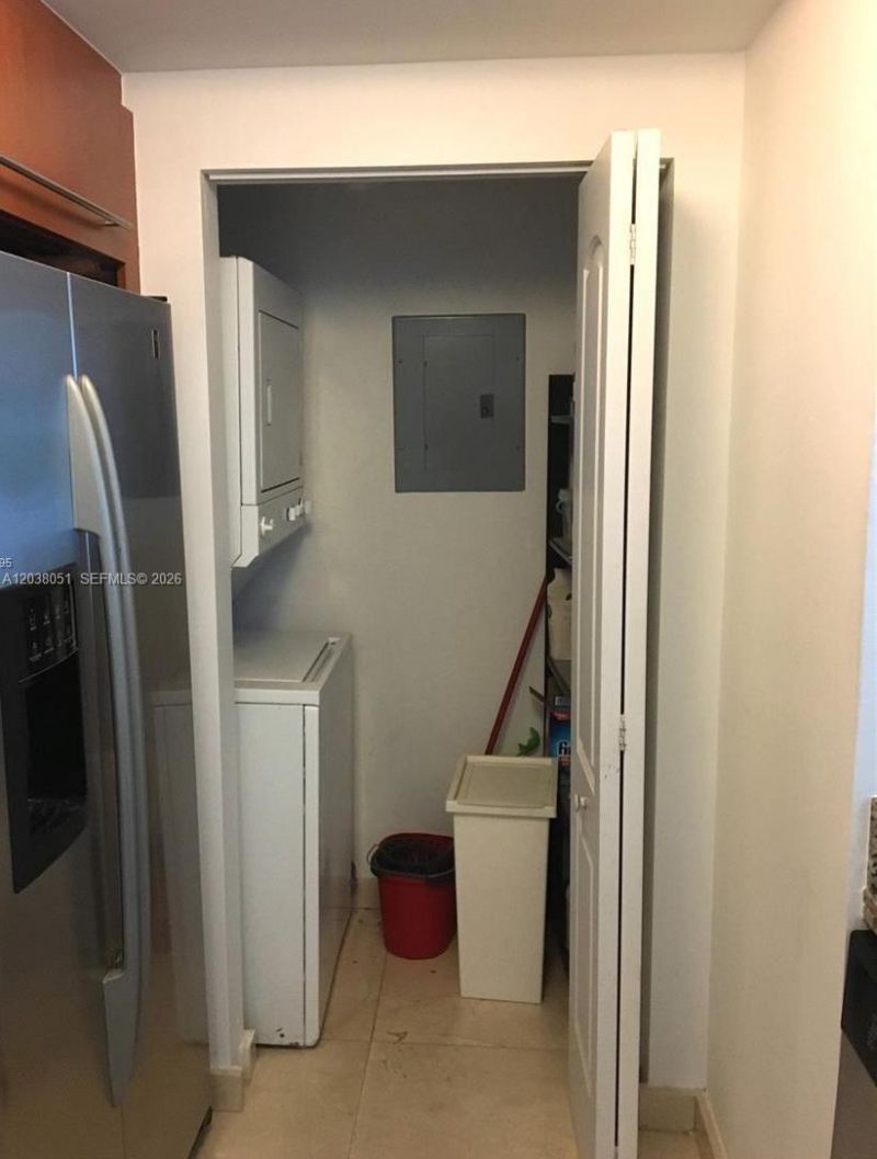 110 Washington Ave, Unit 1512, Miami Beach, FL 33139 Photo