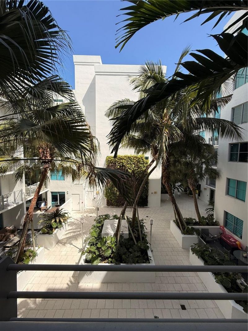 110 Washington Ave, Unit 1512, Miami Beach, FL 33139 Photo