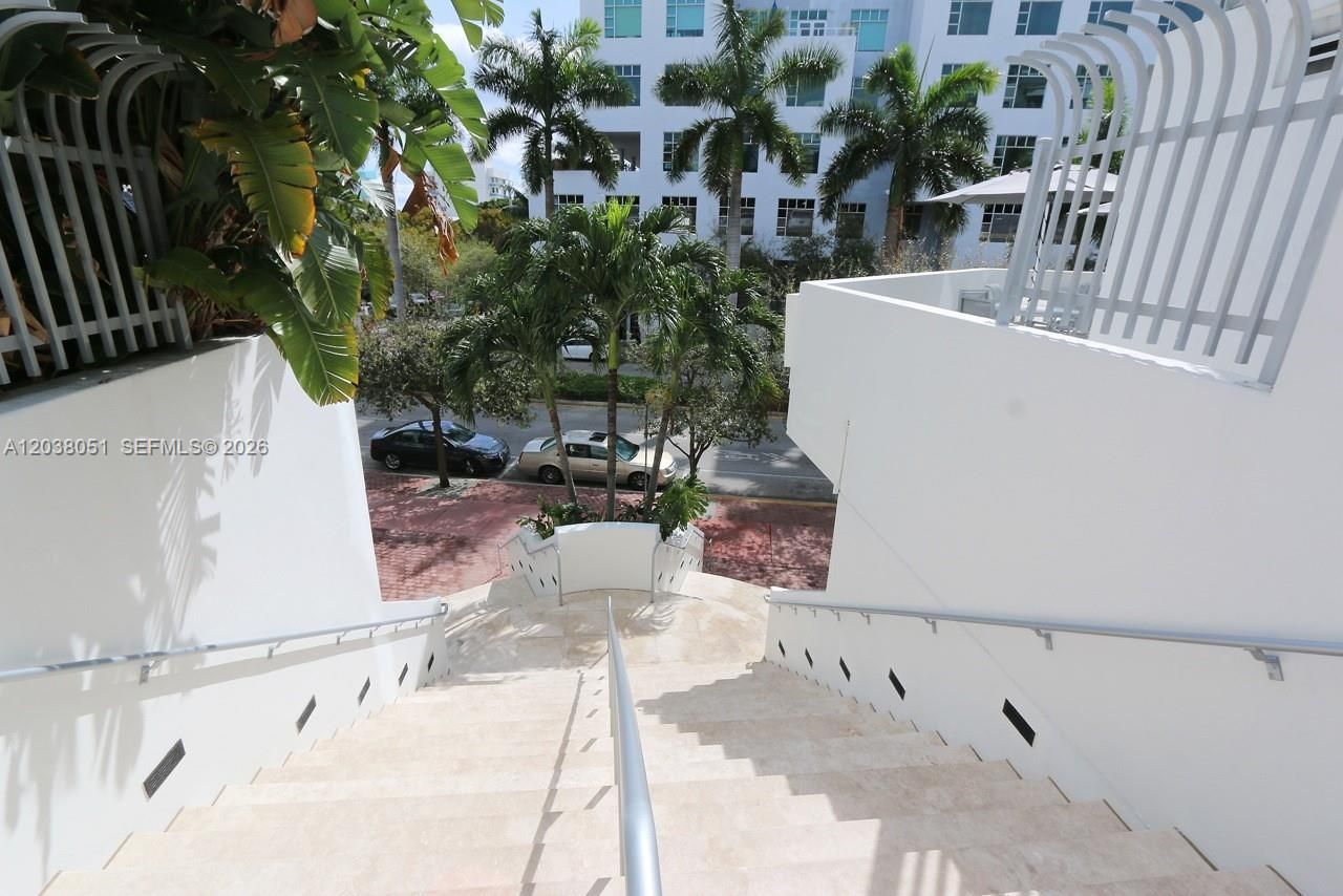 110 Washington Ave, Unit 1512, Miami Beach, FL 33139 Photo