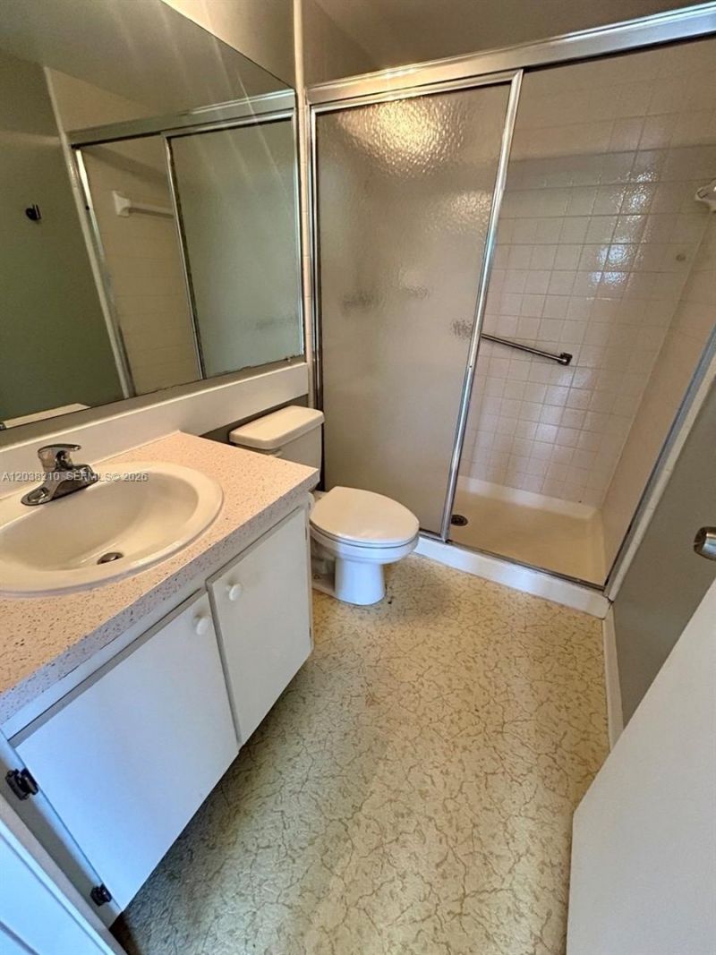 1113 Green Pine Blvd , Unit H2, West Palm Beach, FL 33409 Photo