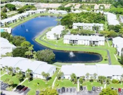 1113 Green Pine Blvd, Unit H2, West Palm Beach, FL 33409 Photo