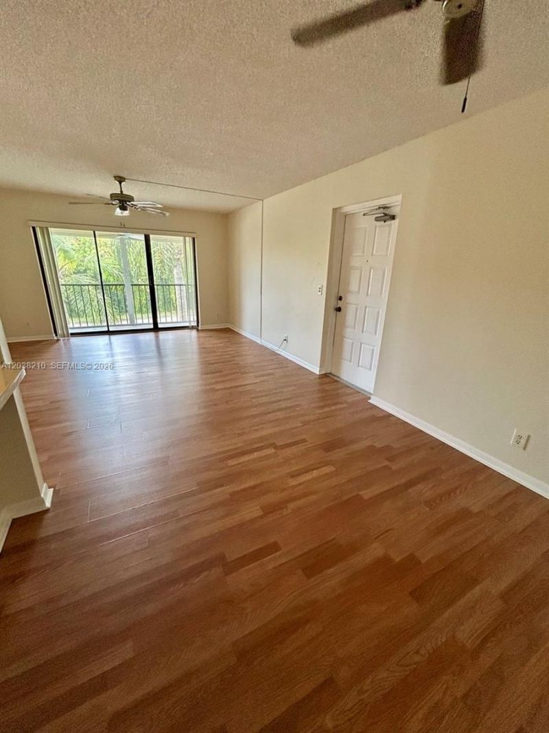 1113 Green Pine Blvd, Unit H2, West Palm Beach, FL 33409 Photo