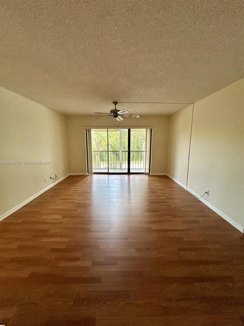1113 Green Pine Blvd , Unit H2, West Palm Beach, FL 33409 Photo