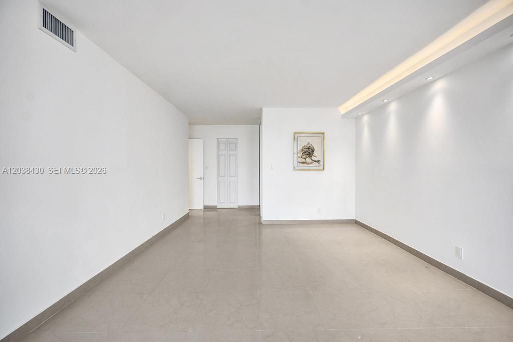 400 Leslie Dr , Unit 1022, Hallandale Beach, FL 33009 Photo