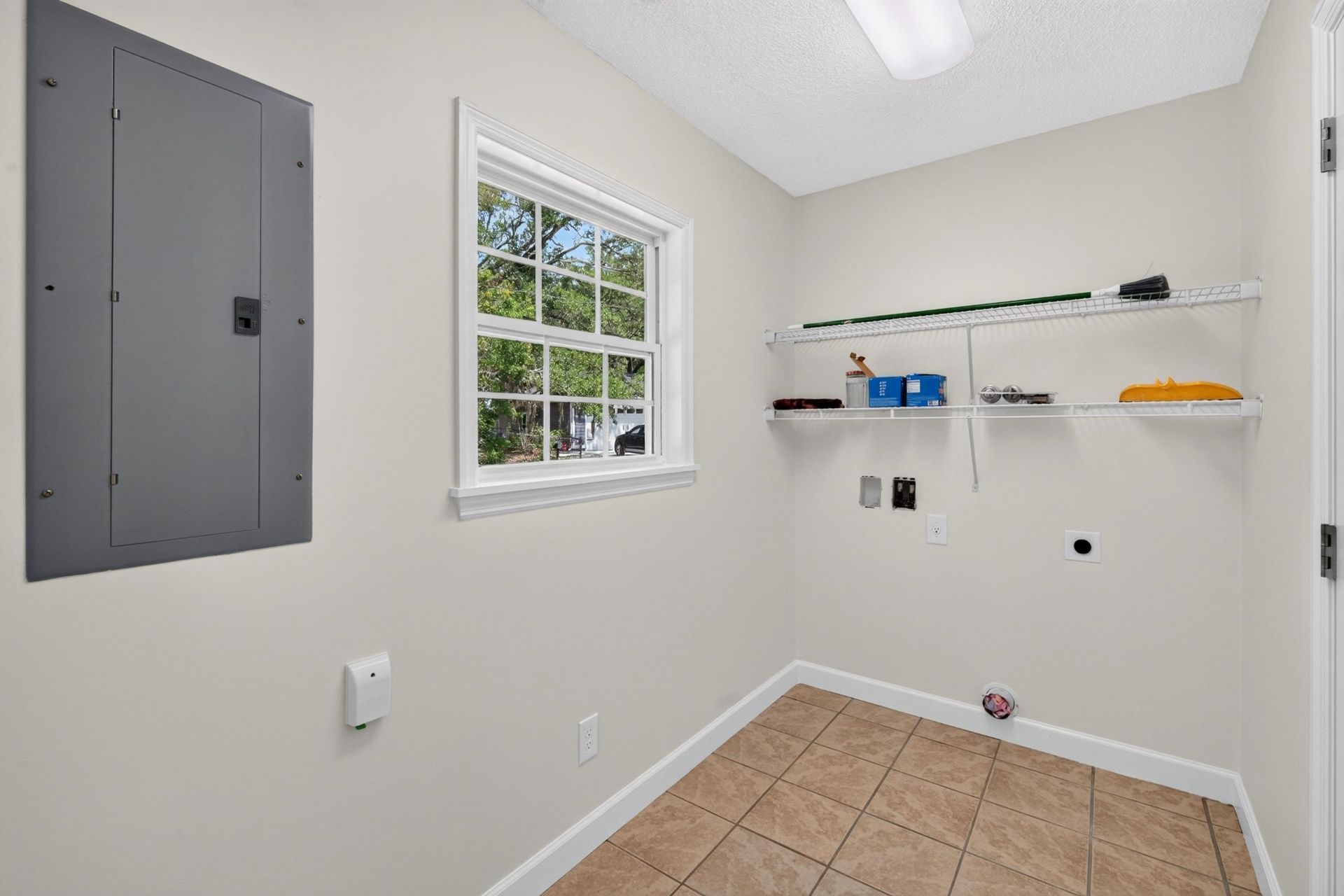 2212 South Island Rd.  Photo 12