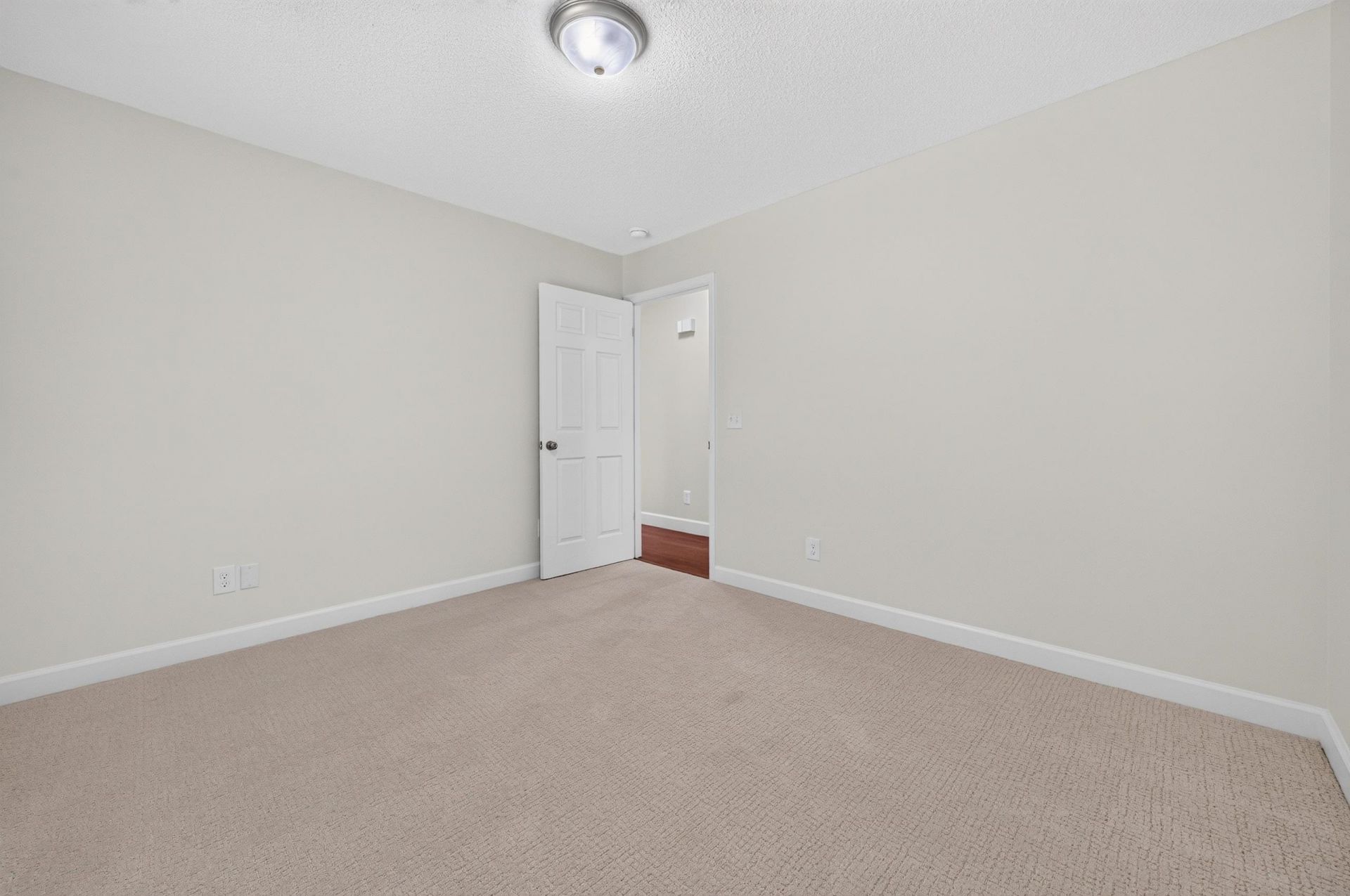2212 South Island Rd.  Photo 14