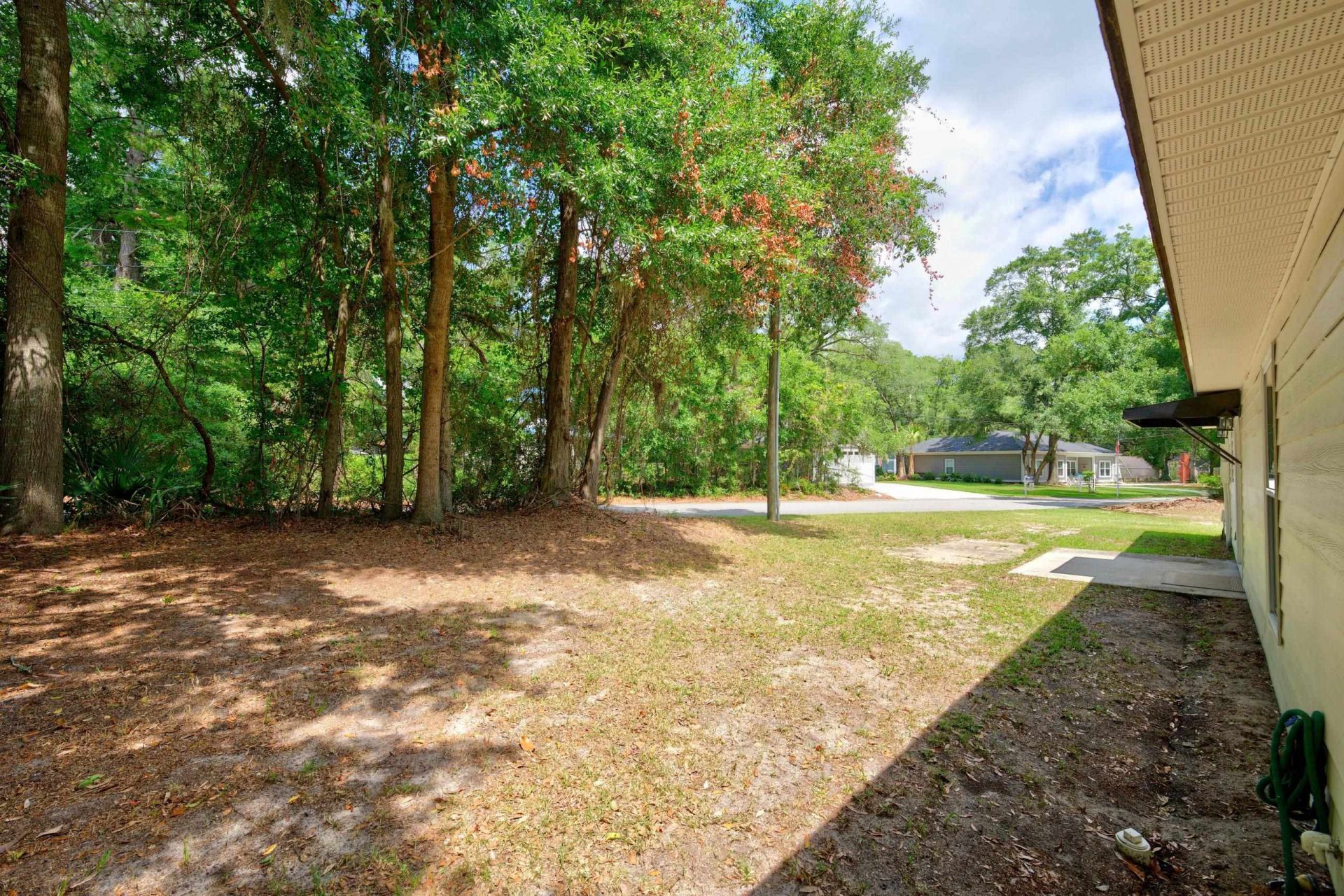 2212 South Island Rd.  Photo 28