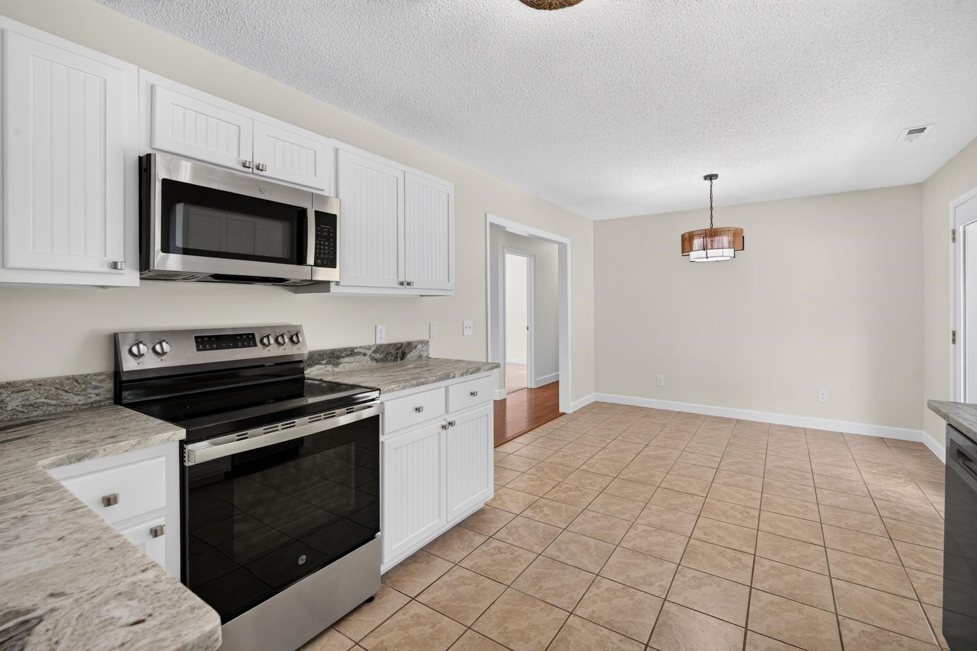 2212 South Island Rd.  Photo 9