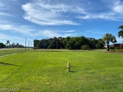 Access Undetermined Us 41 , Fort Myers, FL 33908 Photo