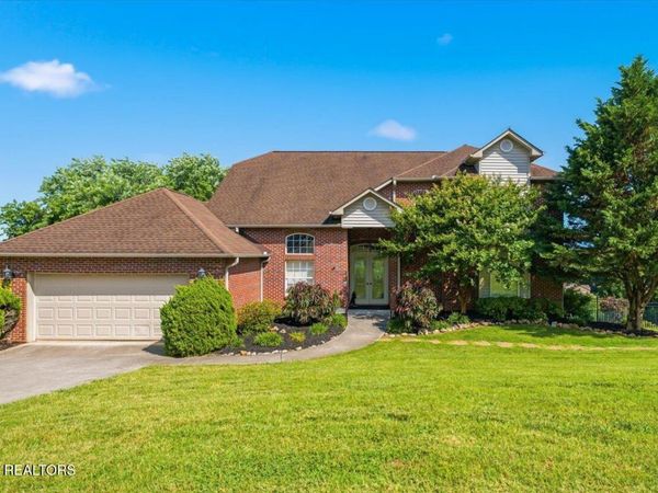 3562 Touchstone Drive, Maryville, TN 37801