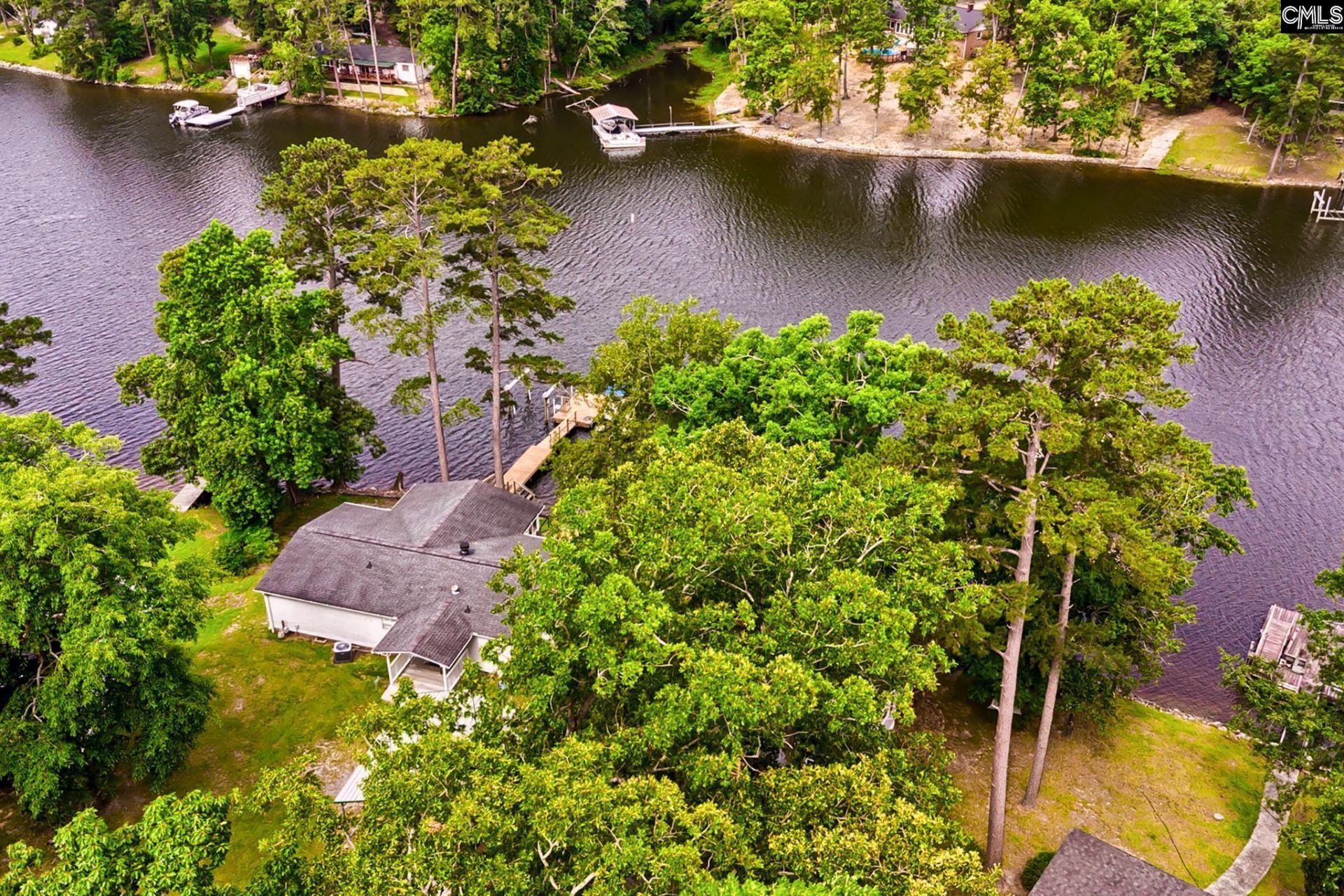 132 Highknoll Court  Photo 7