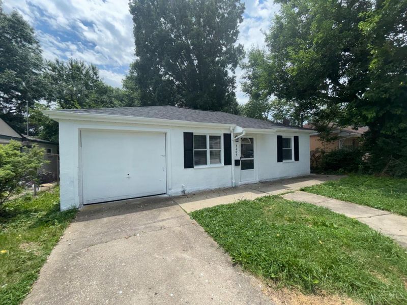 3269 Warfield Avenue, Cincinnati, OH 45239 Photo 1