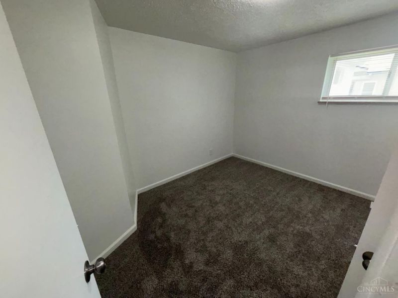3269 Warfield Avenue, Cincinnati, OH 45239 Photo 13