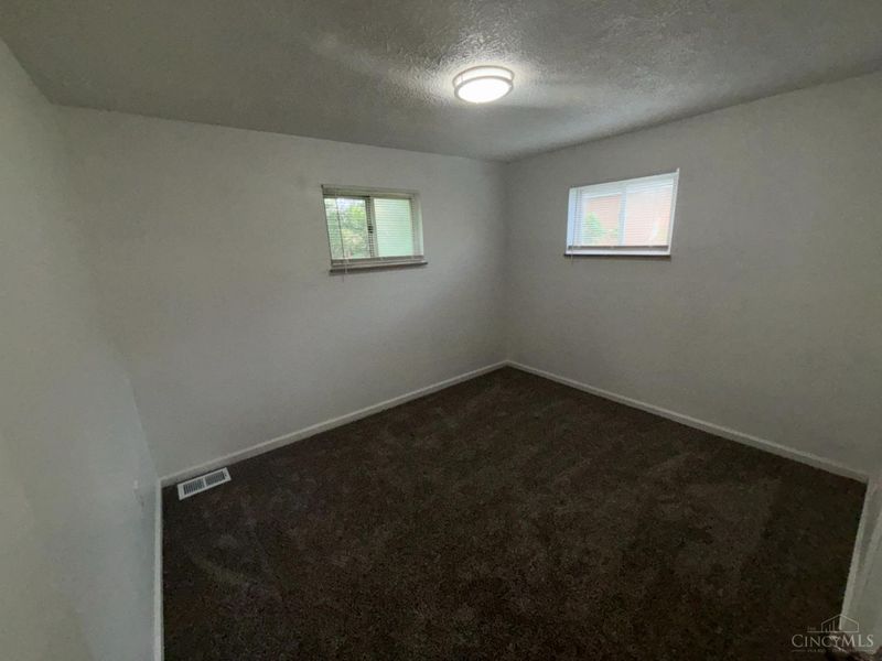 3269 Warfield Avenue, Cincinnati, OH 45239 Photo 14