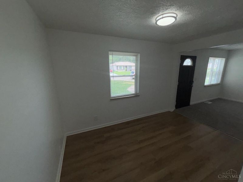 3269 Warfield Avenue, Cincinnati, OH 45239 Photo 5