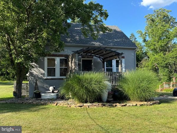 4425 VERA CRUZ, CENTER VALLEY, PA 18034