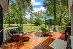 1080 Deleisseline Boulevard photo 4