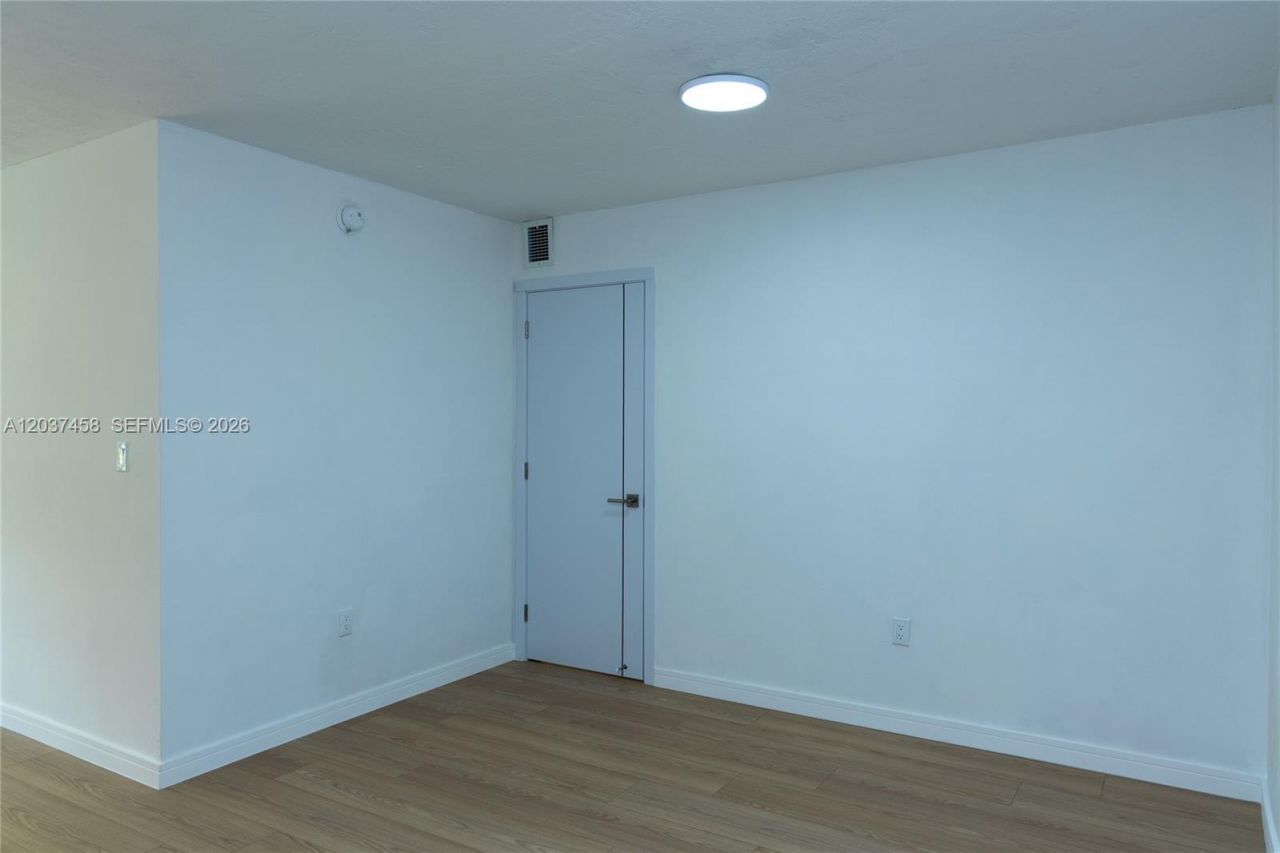 7300 NW 17th St, Unit 112, Plantation, FL 33313 Photo