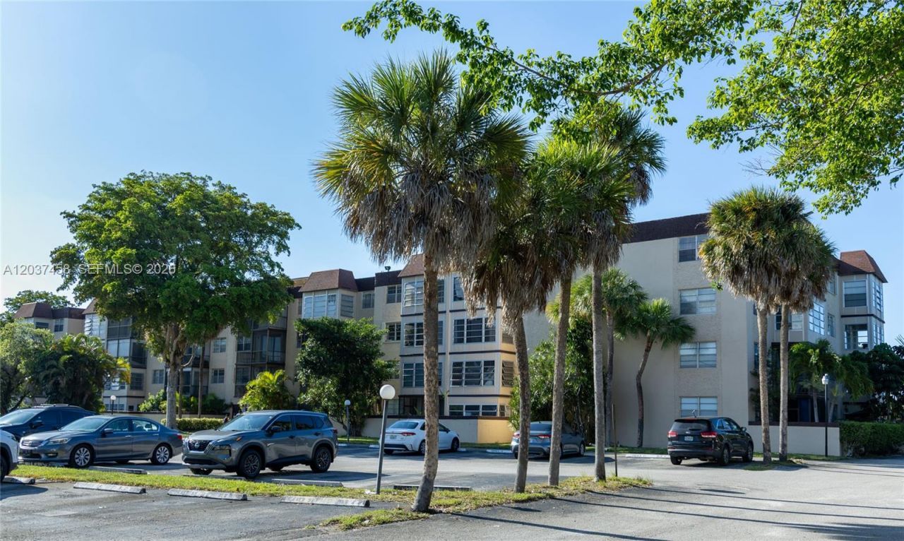 7300 NW 17th St, Unit 112, Plantation, FL 33313 Photo