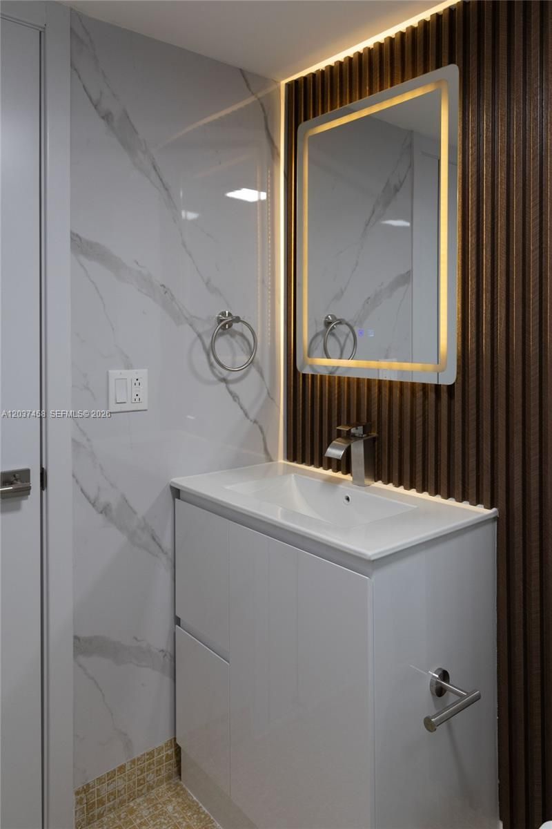 7300 NW 17th St, Unit 112, Plantation, FL 33313 Photo