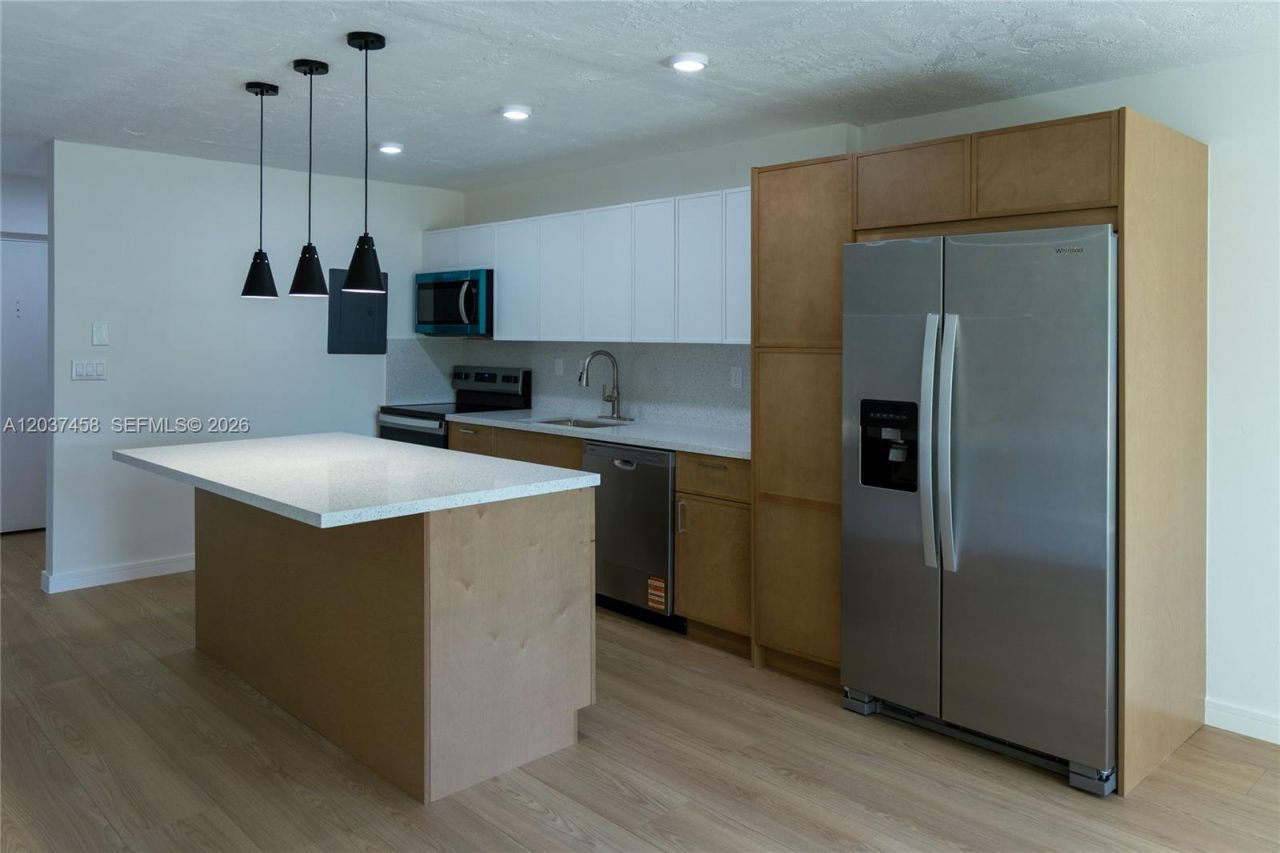 7300 NW 17th St, Unit 112, Plantation, FL 33313 Photo