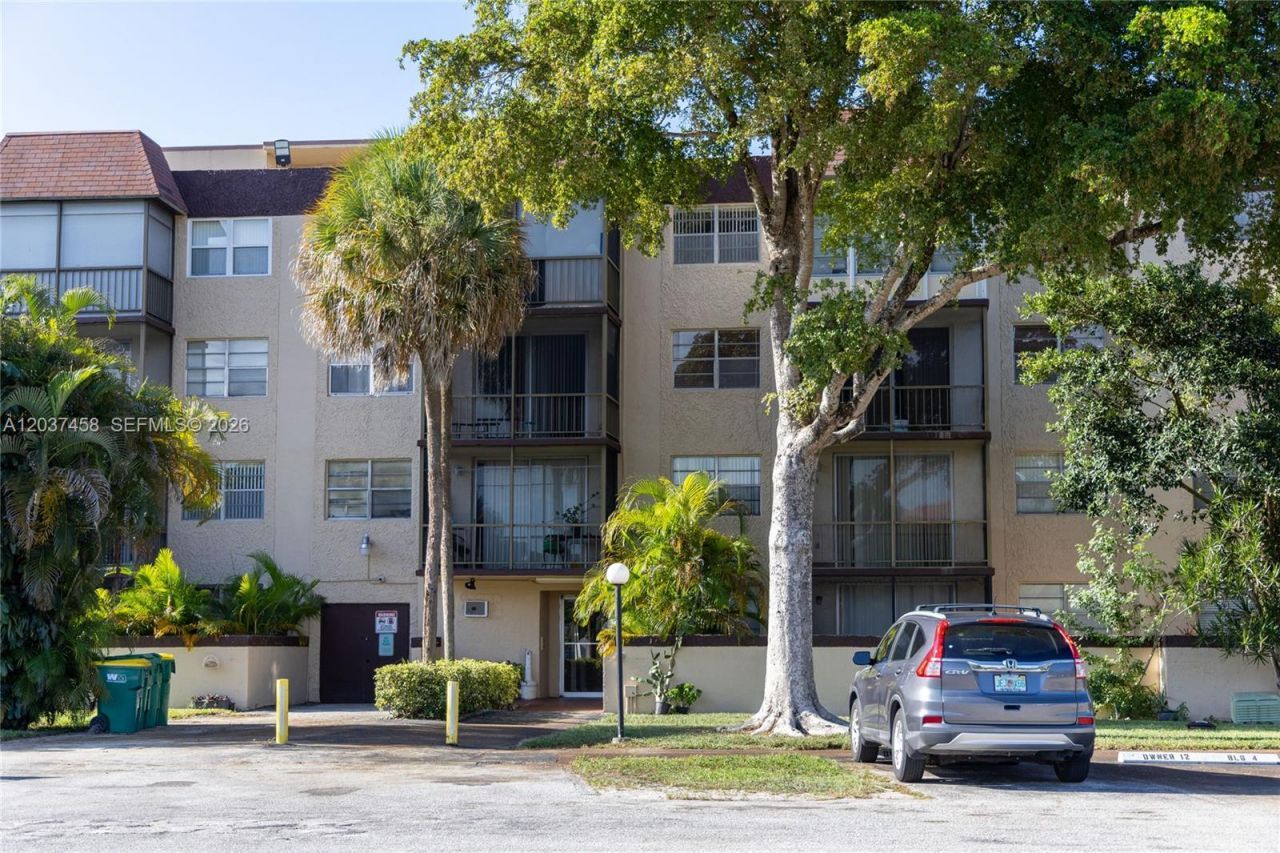 7300 NW 17th St, Unit 112, Plantation, FL 33313 Photo