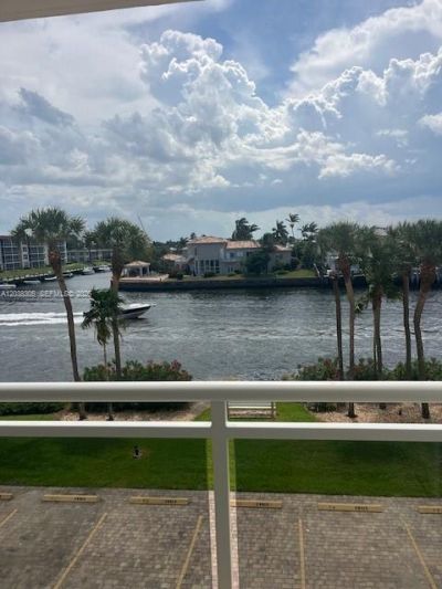 1160 Hillsboro Mile, Unit 204, Hillsboro Beach, FL 33062 Photo