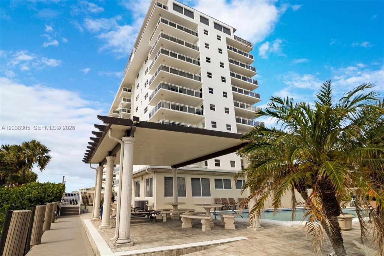 1160 Hillsboro Mile, Unit 204, Hillsboro Beach, FL 33062 Photo