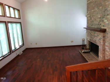 1677 Wyandotte Boulevard, Maumee, OH 43537