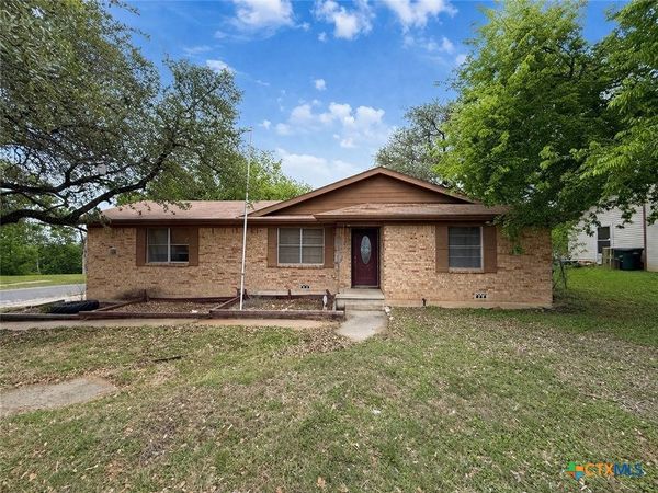2301 Post Oak Avenue , Copperas Cove, TX 76522