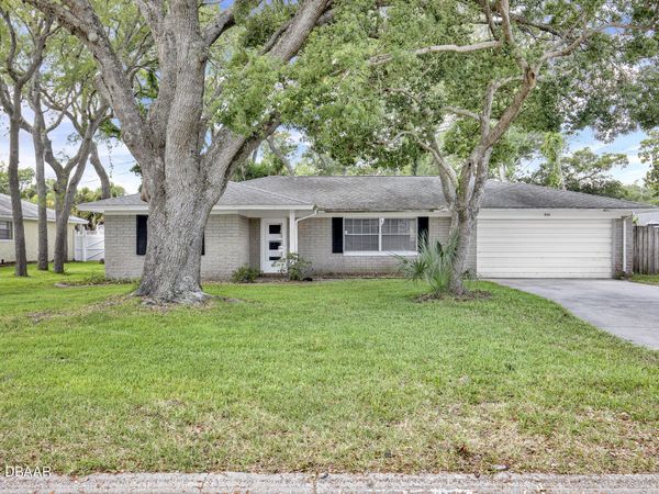 850 E Lindenwood Circle, Ormond Beach, FL 32174